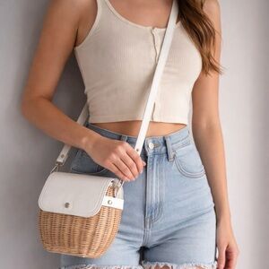 Tommy Bahama Mini Rattan Wicker Basket Satchel Crossbody White Bag Purse